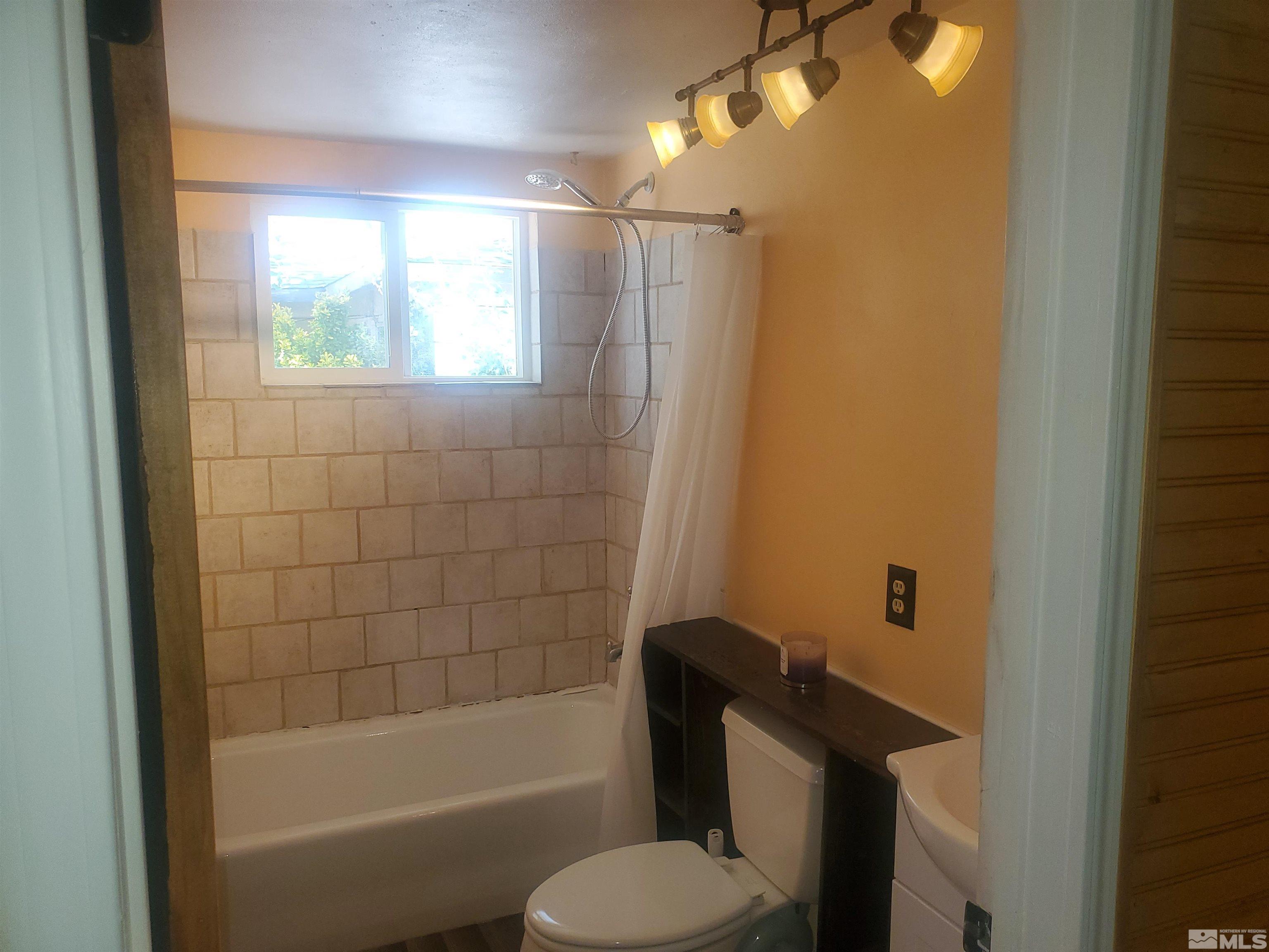 826 C Street Hawthorne, NV 89415 - Photo 13 of 30 Photo 13