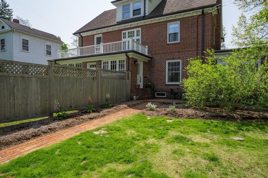 197 Amity Street Amherst, MA 01002 - Photo 40 of 42 Gallery Image 40