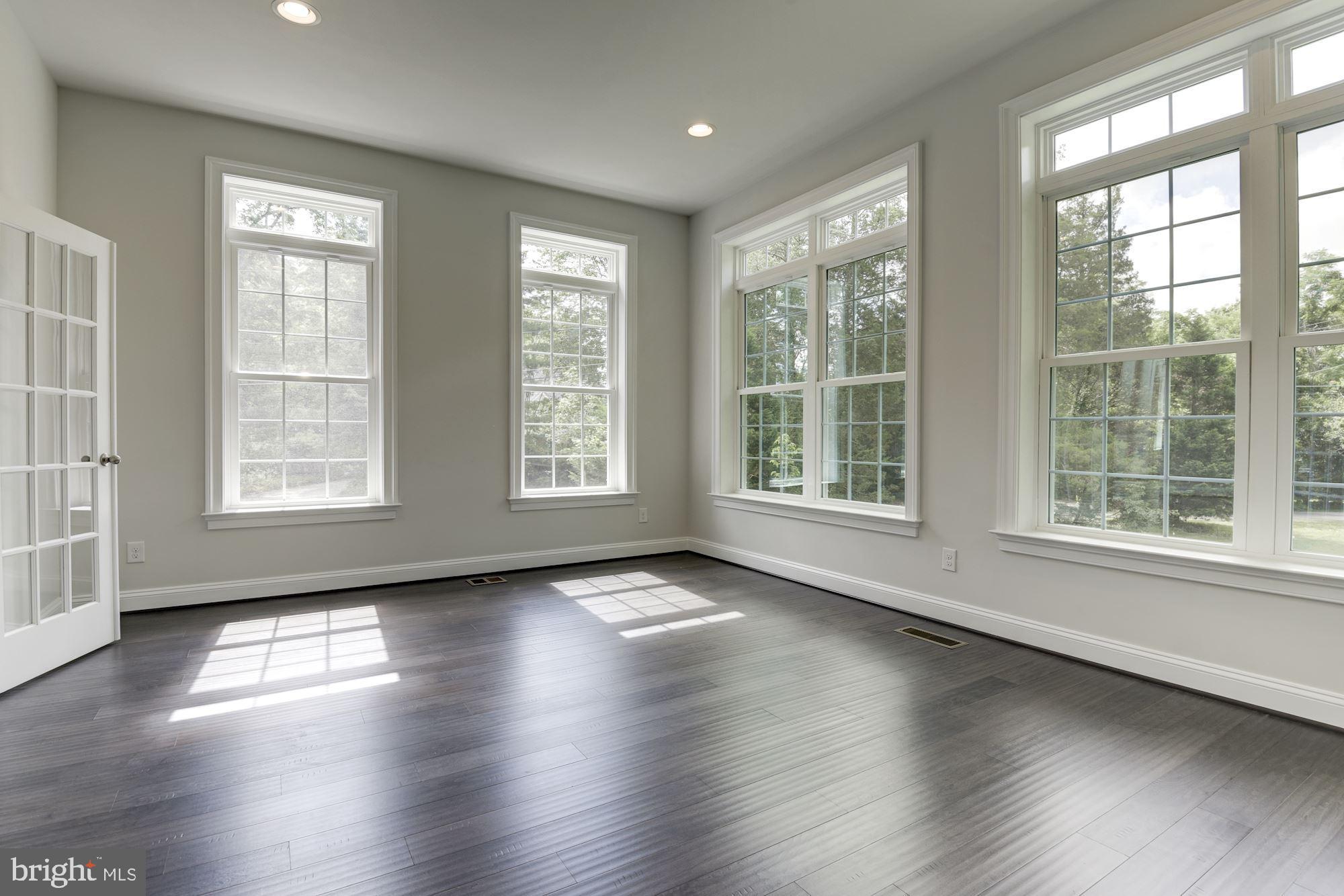 7906 Kent Road Alexandria, VA 22308 - Photo 17 of 52 Gallery Image 17