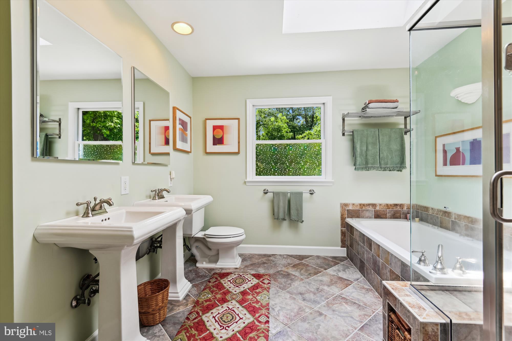 2104 Harbor Drive Annapolis, MD 21409 - Photo 21 of 86 Primary Bath