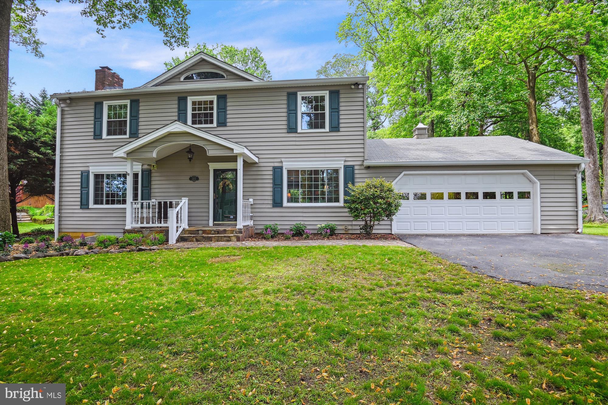 2104 Harbor Drive Annapolis, MD 21409 - Photo 34 of 86 a front view of a house with a yard