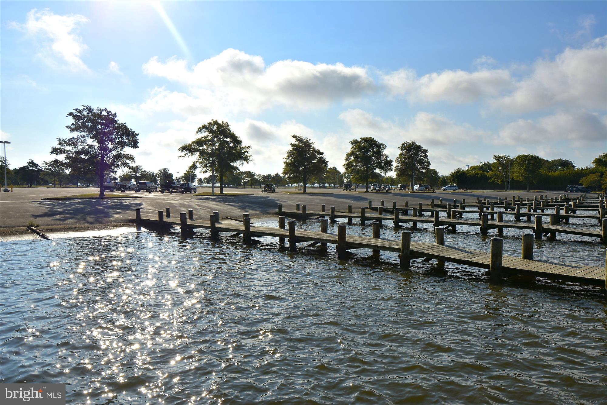 2104 Harbor Drive Annapolis, MD 21409 - Photo 74 of 86 a view of a terrace with sitting area