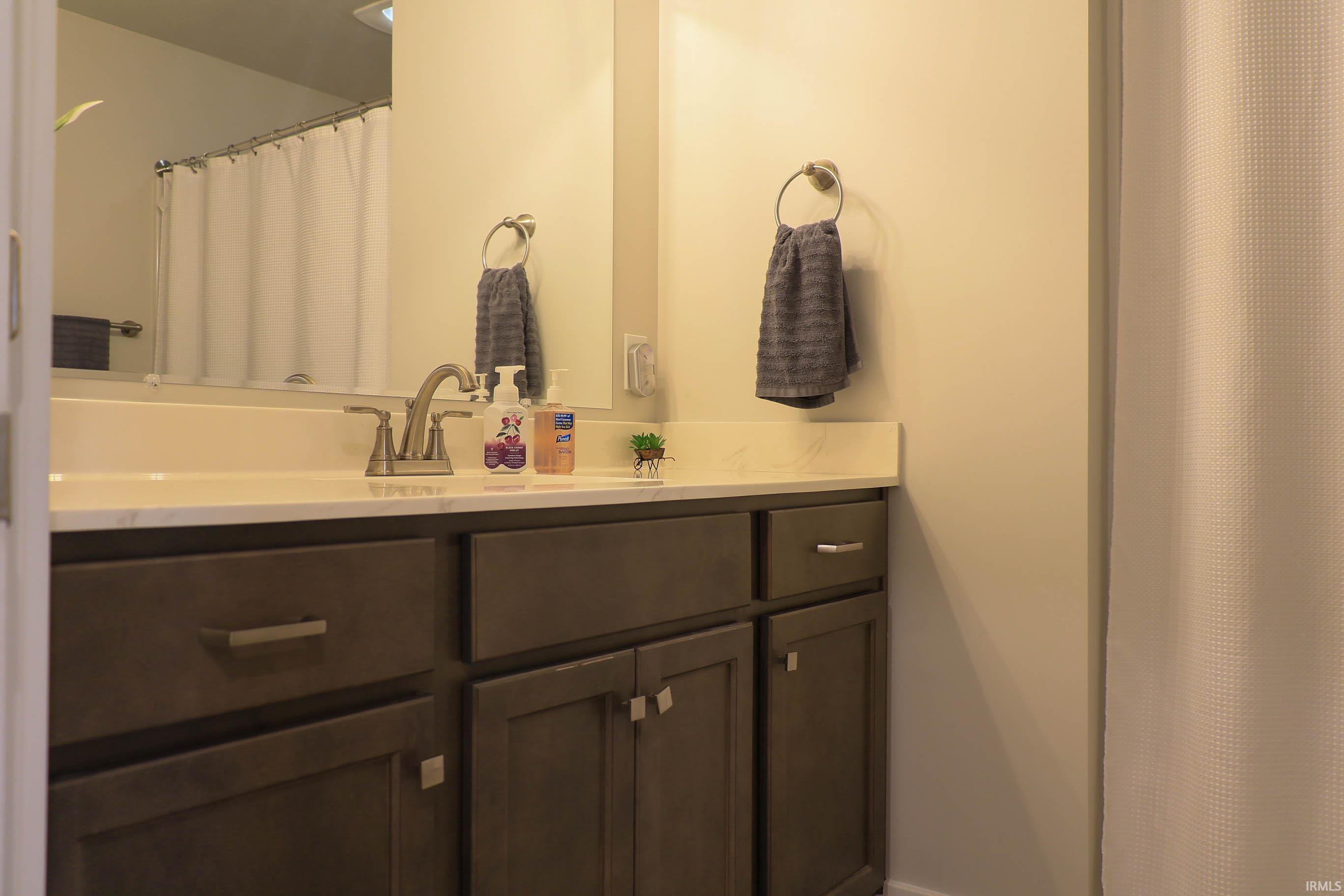 903 Reyling Drive, Unit 4 Jasper, IN 47546 - Photo 12 of 26 Gallery Image 12