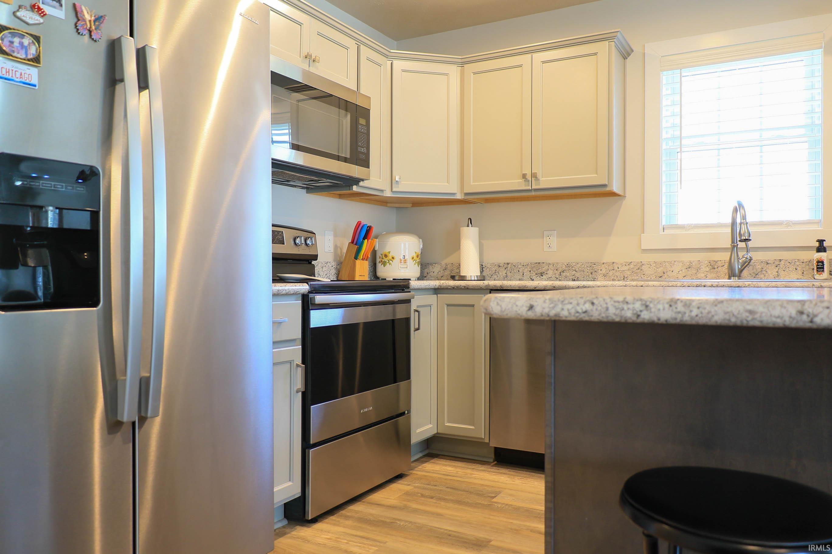 903 Reyling Drive, Unit 4 Jasper, IN 47546 - Photo 8 of 26 Gallery Image 8