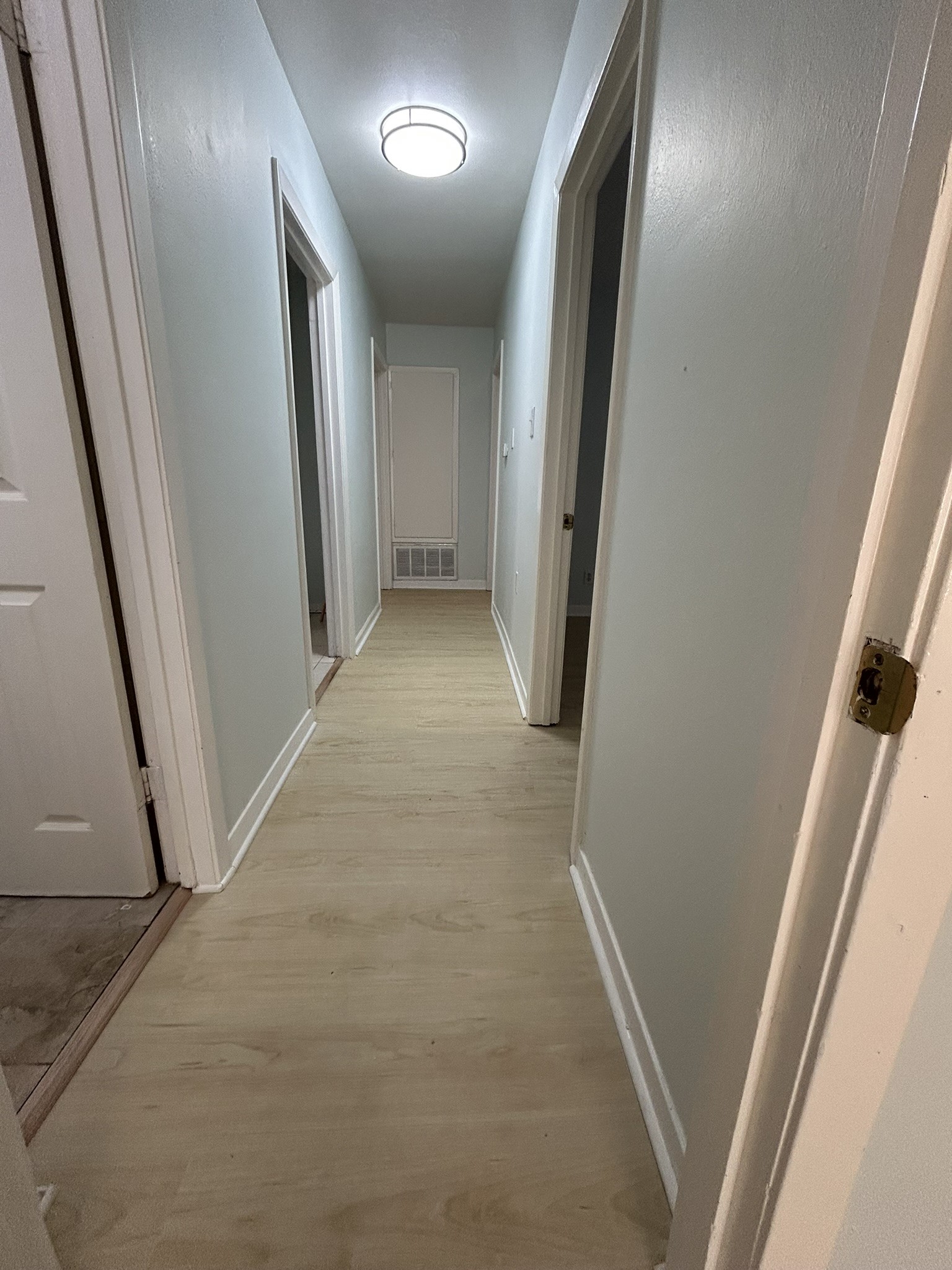 6521 Mobud Drive Houston, TX 77074 - Photo 22 of 35 a view of a hallway