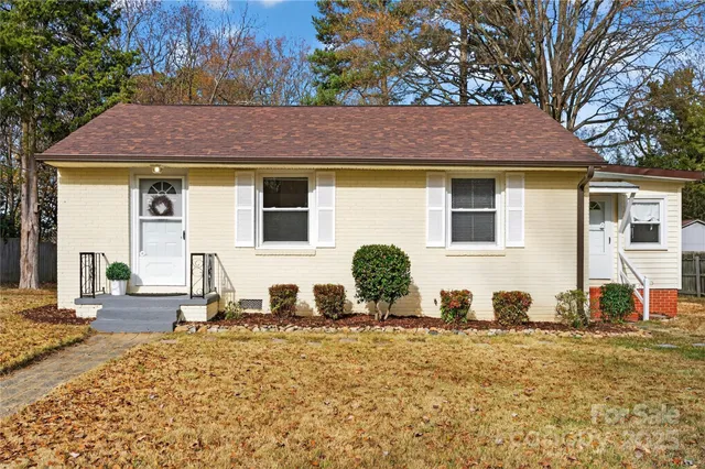 $399,000 | 21115 Cornelius Street, Cornelius, NC 28031