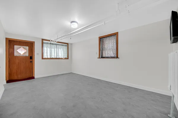 $425,000 | 5404 South Lockwood Avenue, Chicago, IL 60638
