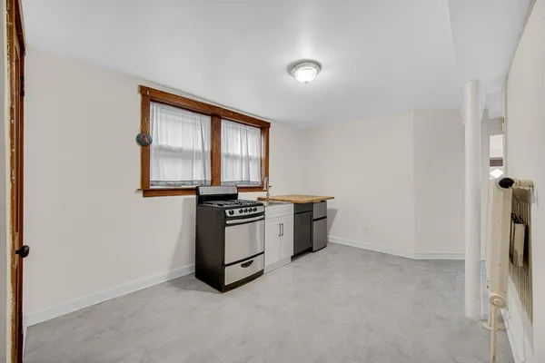 $425,000 | 5404 South Lockwood Avenue, Chicago, IL 60638