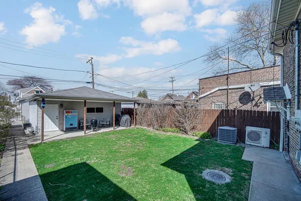 $425,000 | 5404 South Lockwood Avenue, Chicago, IL 60638