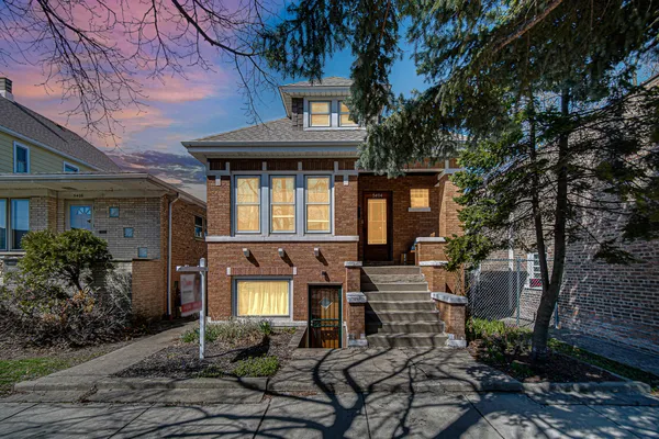 $425,000 | 5404 South Lockwood Avenue, Chicago, IL 60638