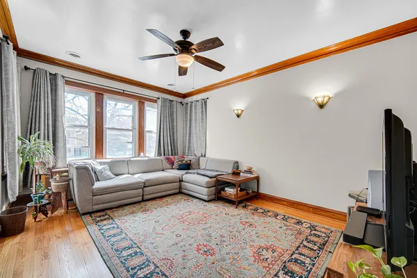 $425,000 | 5404 South Lockwood Avenue, Chicago, IL 60638