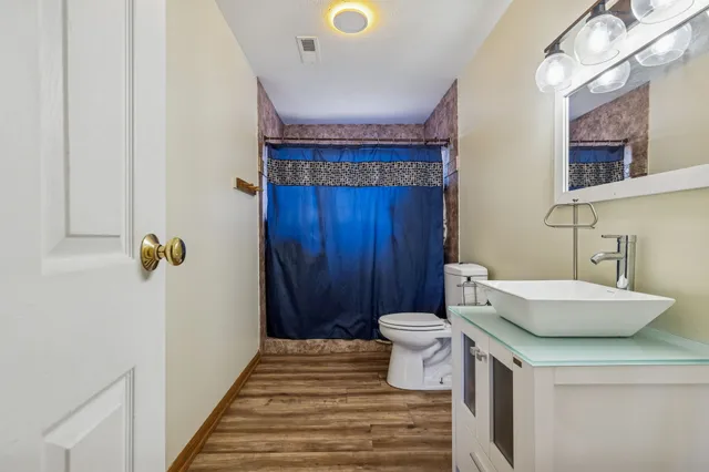 $550,000 | 485 Lower Roans Creek Road, Linden, TN 37096