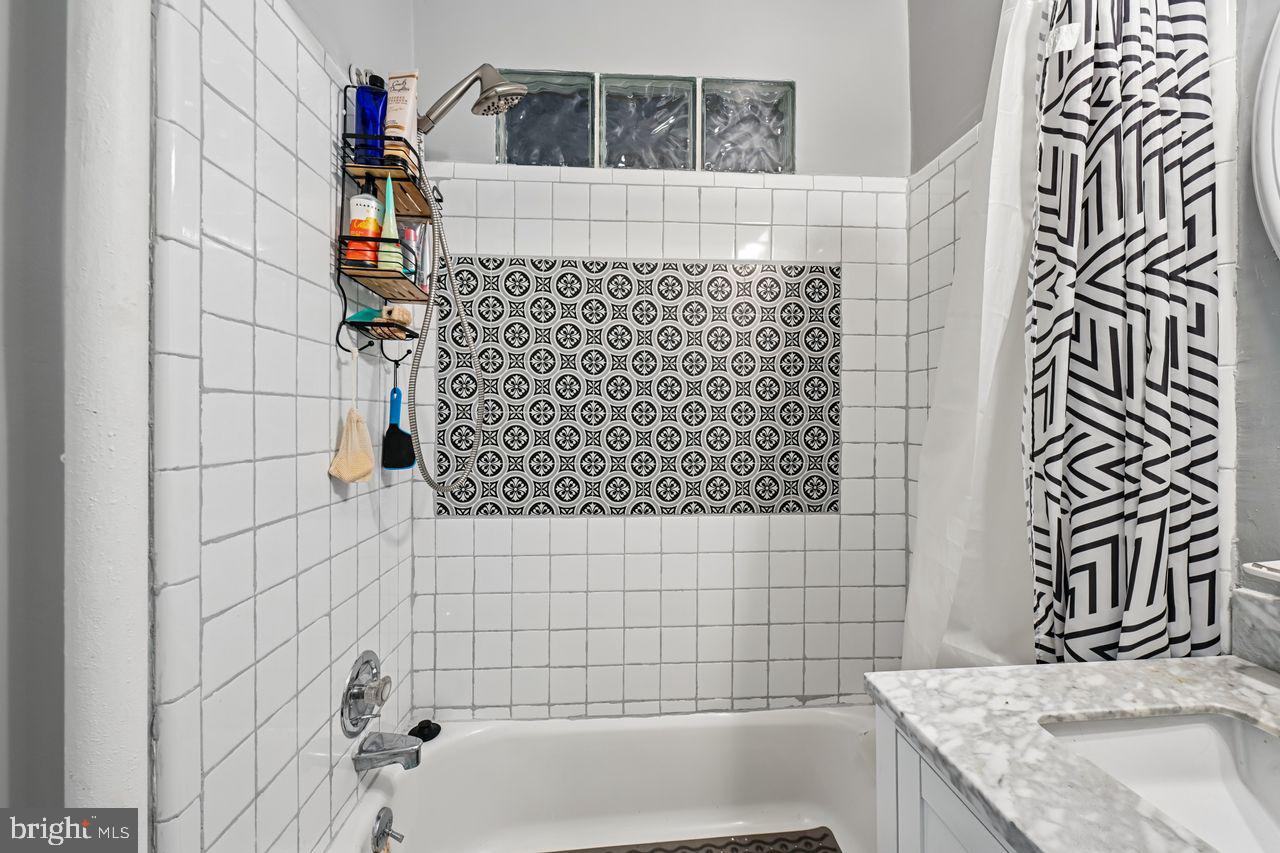 414 Seward Square Southeast, Unit 104 Washington, DC 20003 - Photo 19 of 33