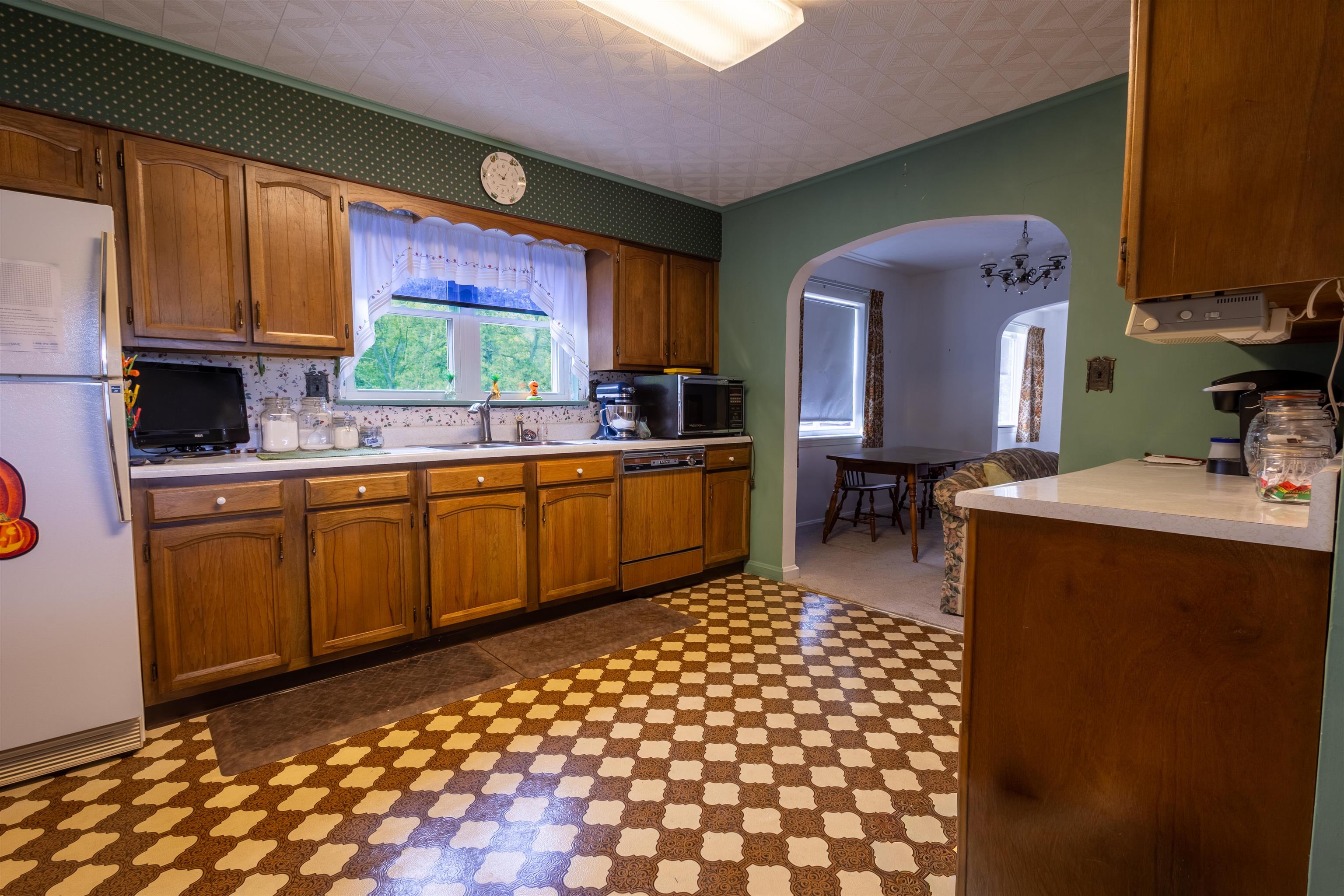 812 Bellefonte Princess Road Ashland, KY 41101 - Photo 14 of 36