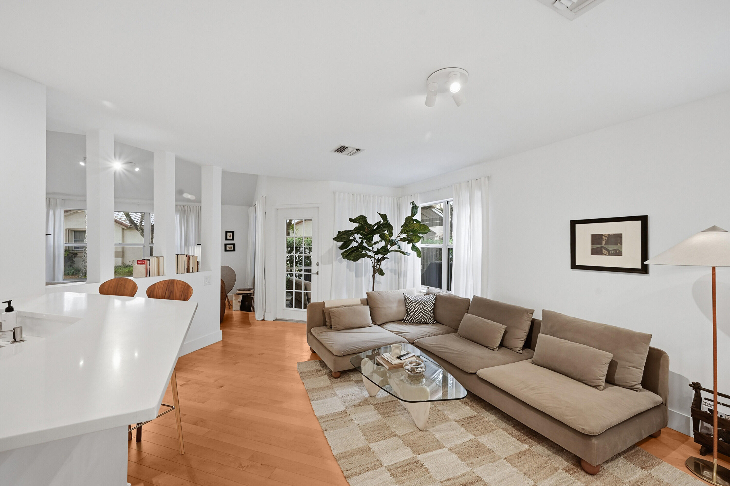 5205 Majorca Club Drive Boca Raton, FL 33486 - Photo 5 of 29 Family Room