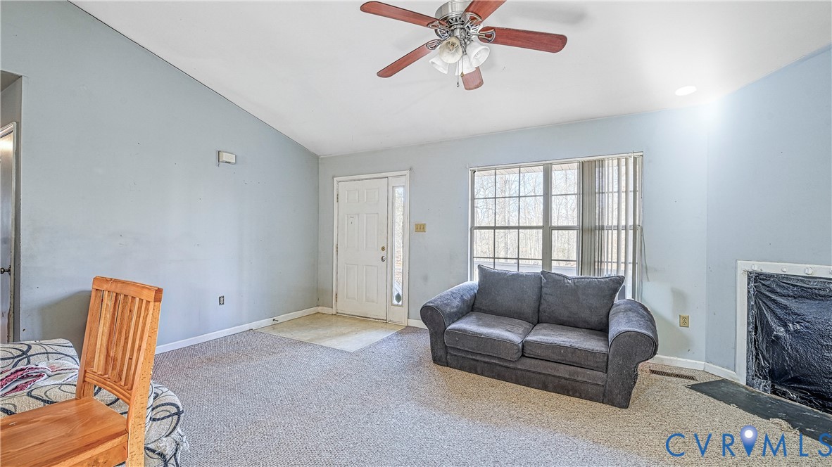 398 Geranium Road Ruckersville, VA 22968 - Photo 7 of 39