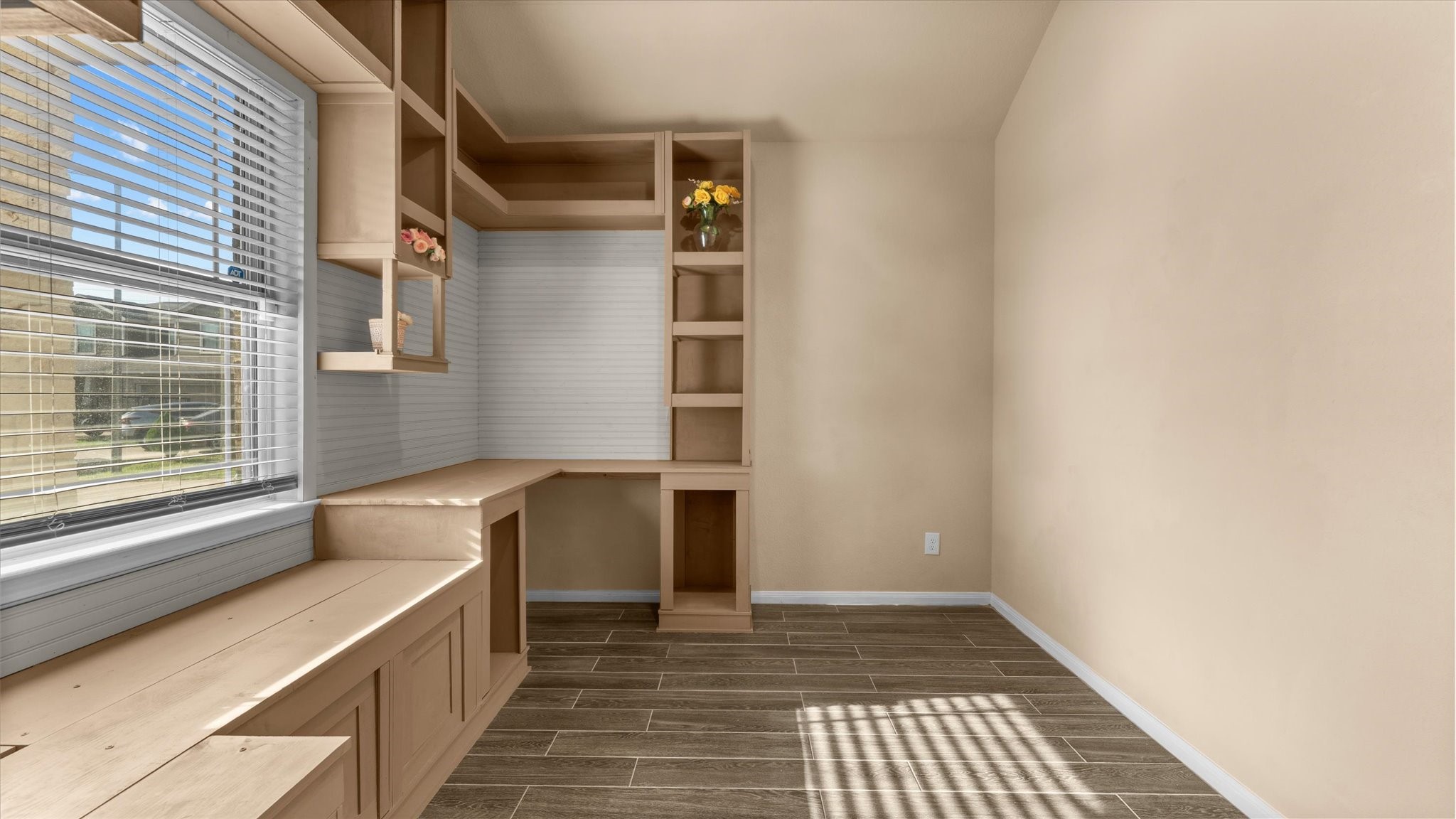 14105 Kamilia Road Conroe, TX 77306 - Photo 7 of 35 Gallery Image 7