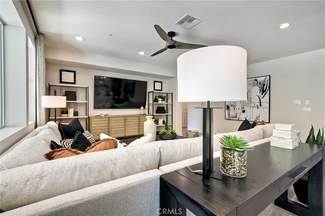 $1,575,990 | 3112 Orchard Glen, Escondido, CA 92026