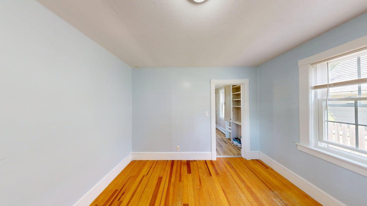 106 School Street Millinocket, ME 04462 - Photo 9 of 33