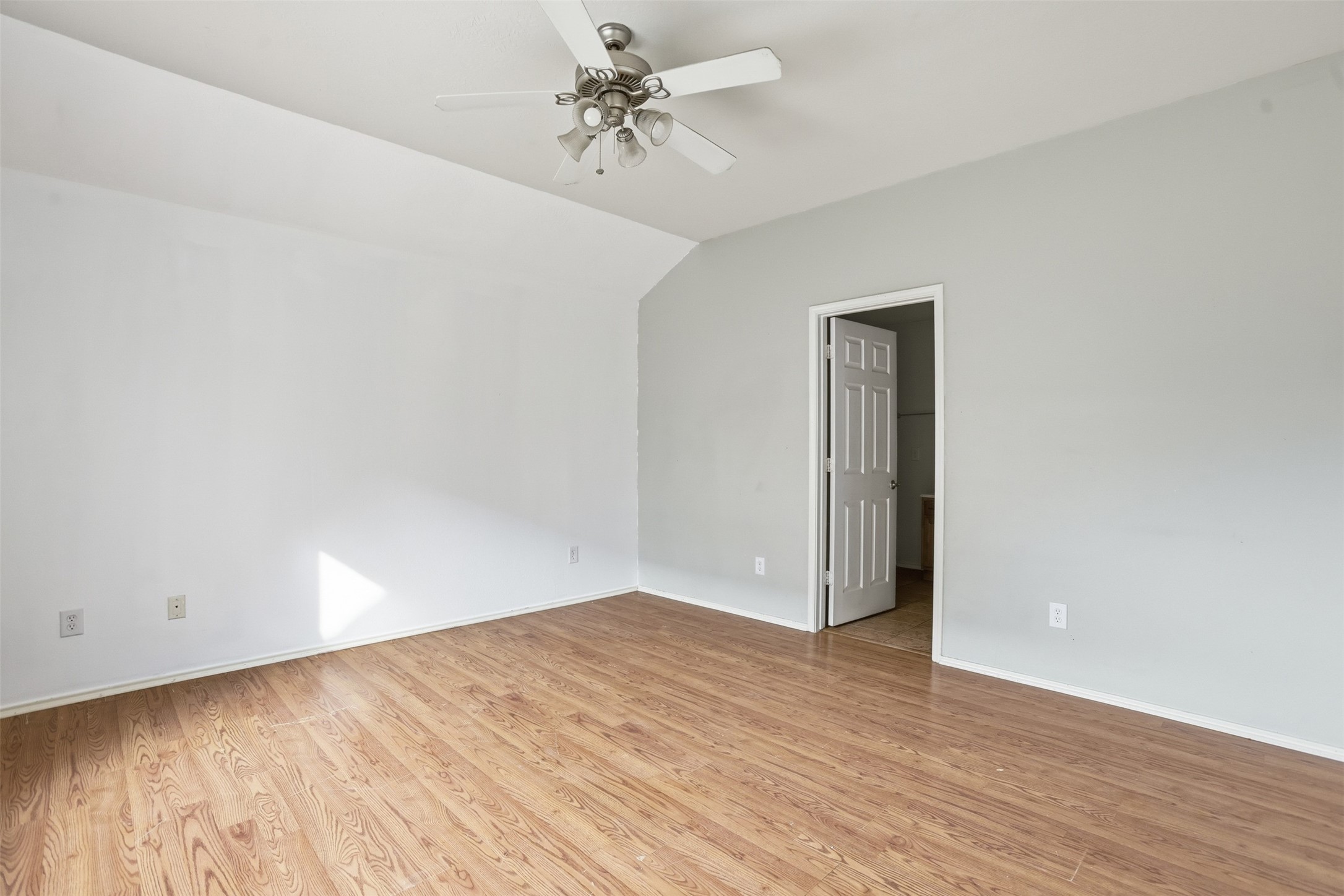9815 Wedgeford Court Houston, TX 77044 - Photo 8 of 24 wooden floor in an empty room