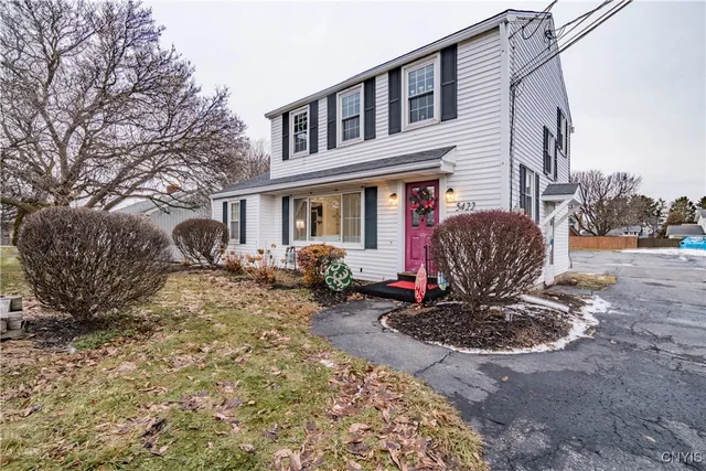 $249,900 | 5422 West Genesee Street, Camillus, NY 13031