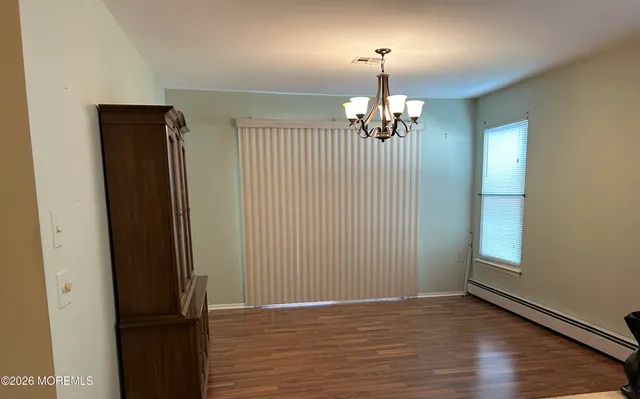 $375,000 | 15 Chateux Lane, Toms River, NJ 08757