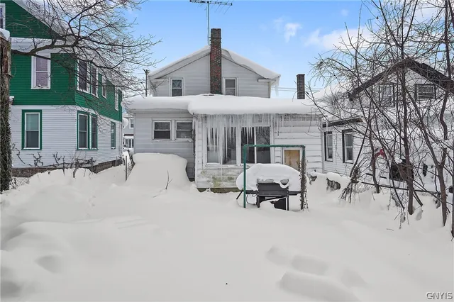 $129,000 | 65 East 7th Street, Oswego, NY 13126