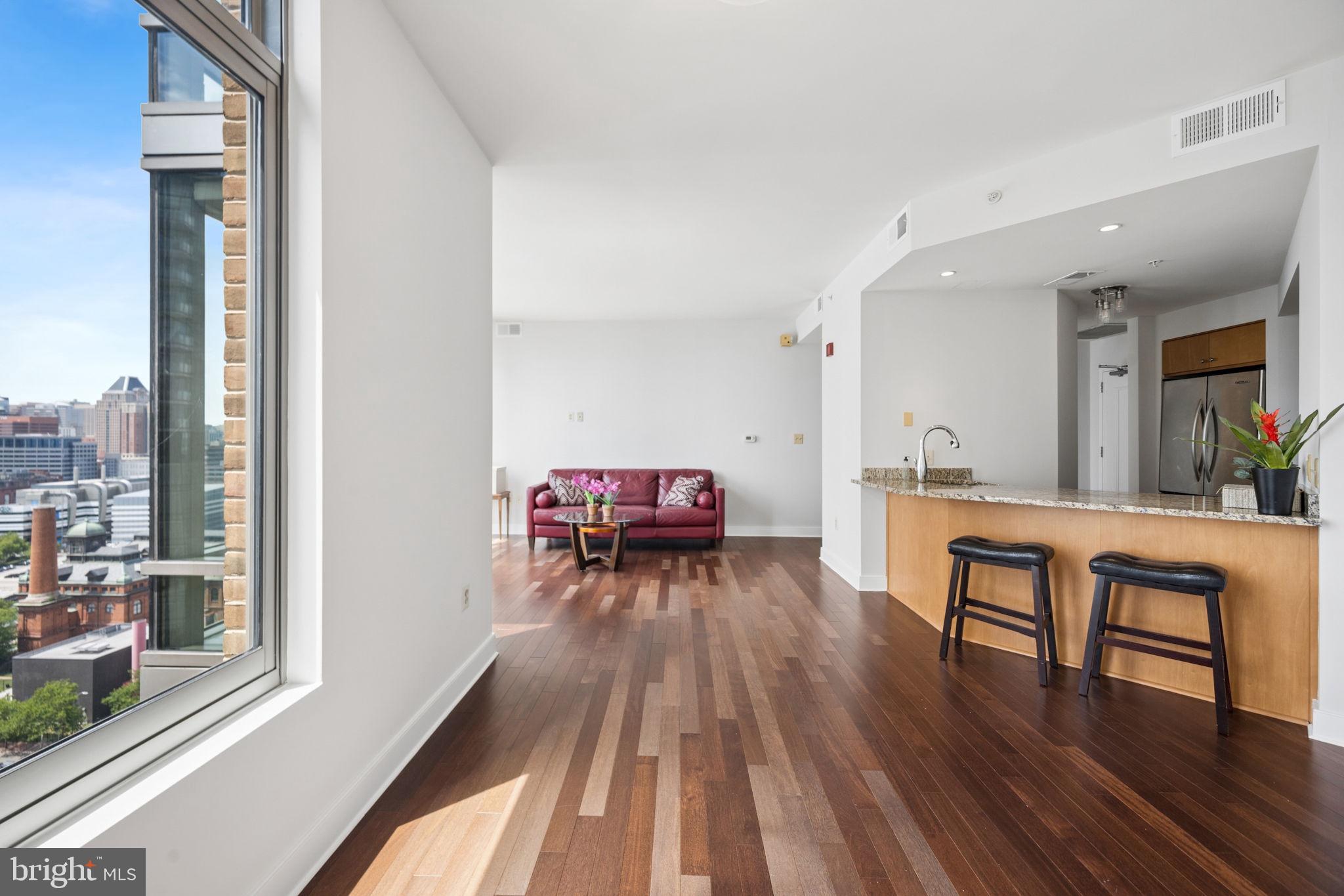 675 President Street, Unit 2002 Baltimore, MD 21202 - Photo 5 of 37 Open concept to DR and Kit