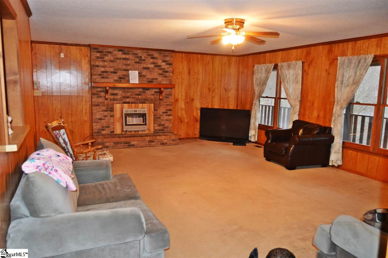 300 Sweet Gum Valley Road Travelers Rest, SC 29690 - Photo 8 of 36 Gallery Image 8