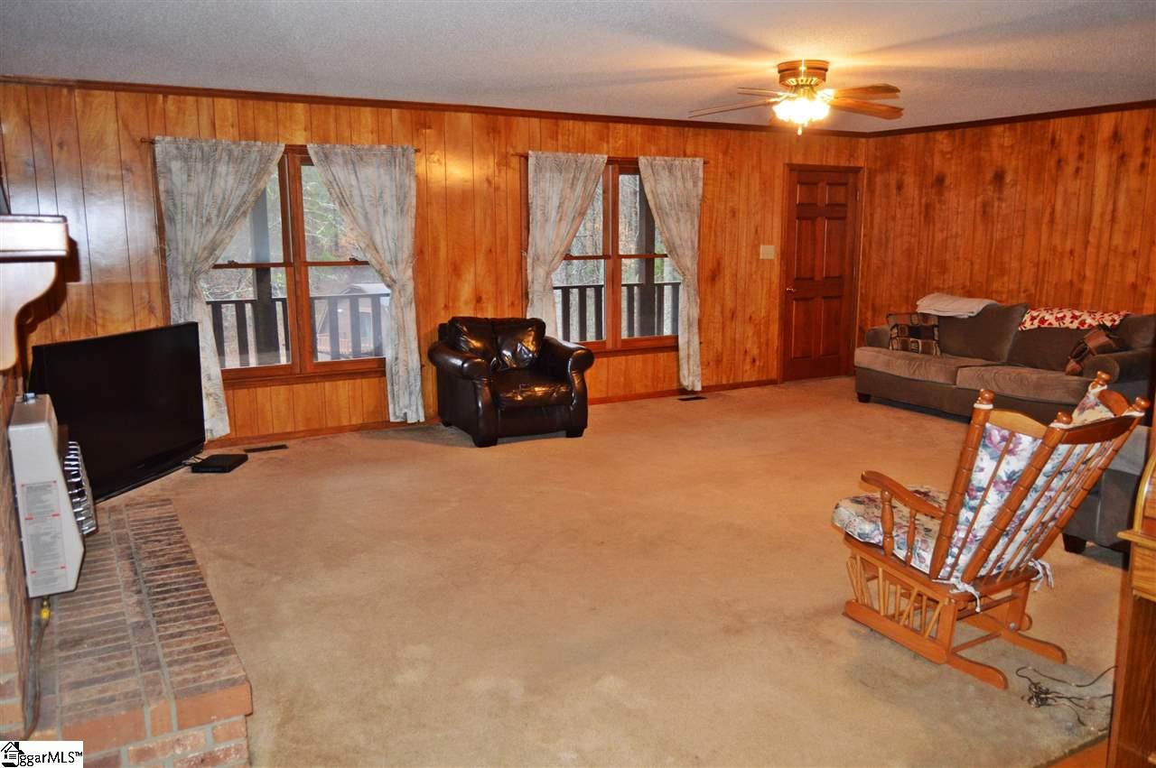300 Sweet Gum Valley Road Travelers Rest, SC 29690 - Photo 9 of 36 Gallery Image 9