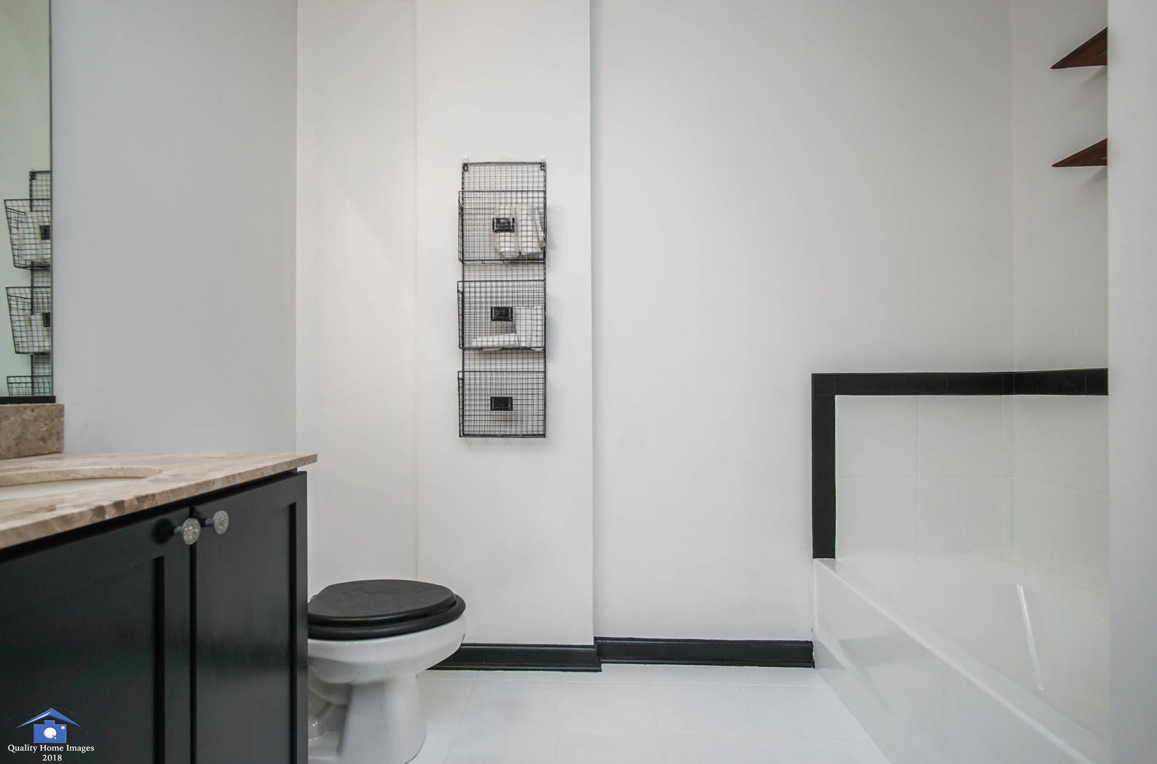 1503 South State Street, Unit 602 Chicago, IL 60605 - Photo 15 of 21 a bathroom with a toilet