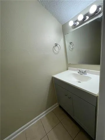 $1,300 | 4048 Durand Street, Unit 3, Metairie, LA 70001