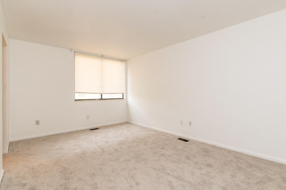 121 Inverness Court Kalamazoo, MI 49006 - Photo 15 of 27 RN5_9667