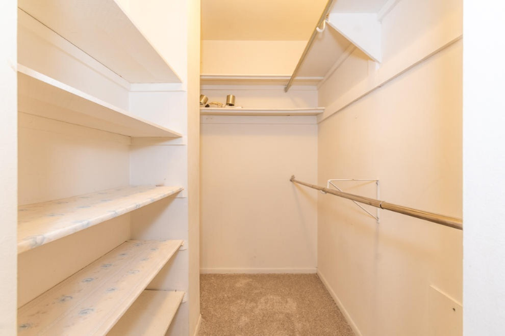 121 Inverness Court Kalamazoo, MI 49006 - Photo 18 of 27 RN5_9670