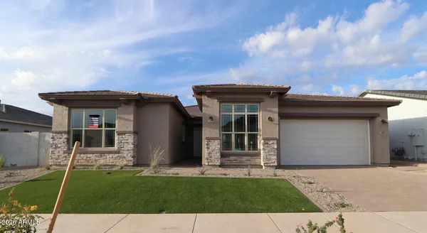$818,200 | 1050 Golden Ore Pass, Apache Junction, AZ 85120