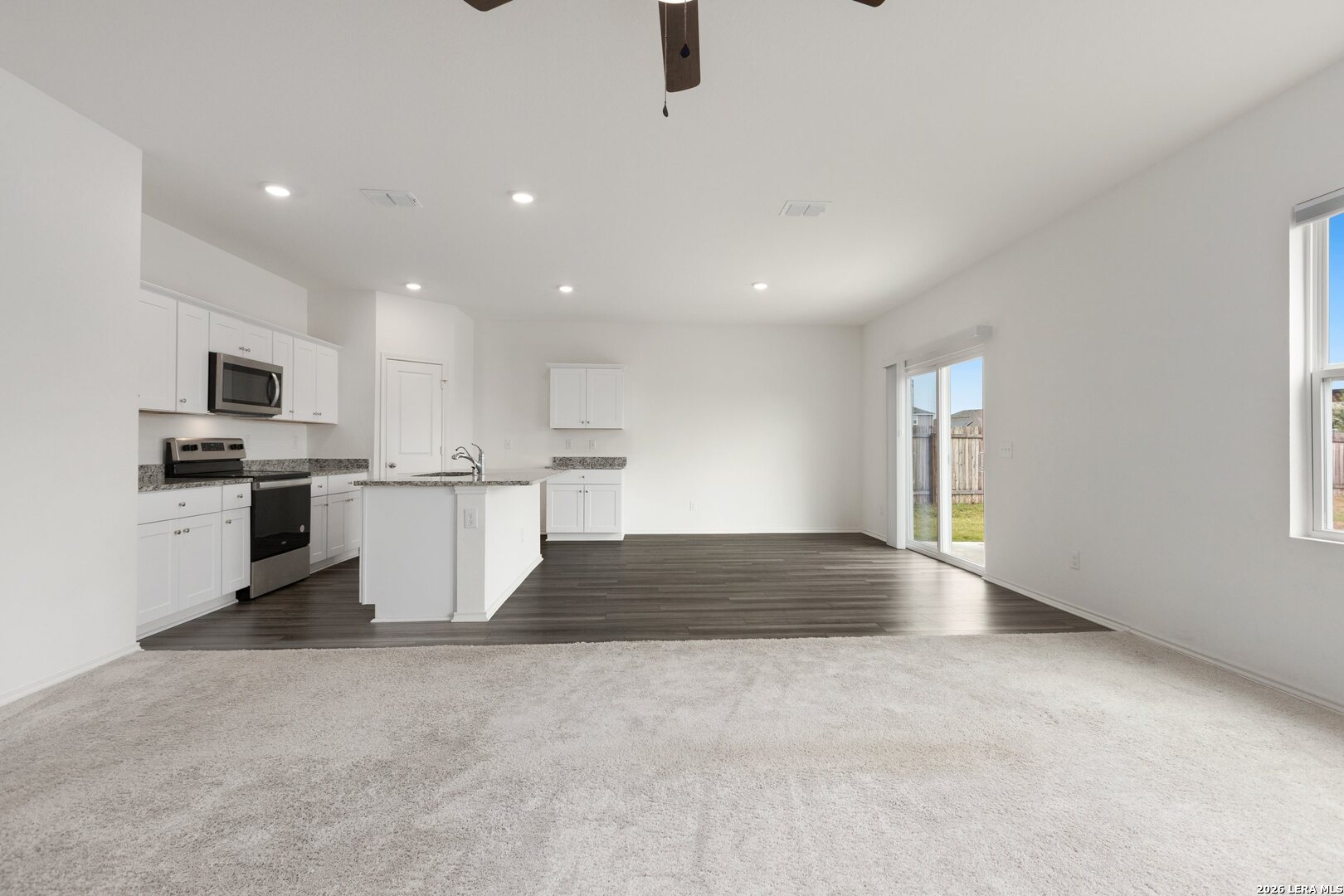 5535 Rue Girard Converse, TX 78109 - Photo 5 of 47