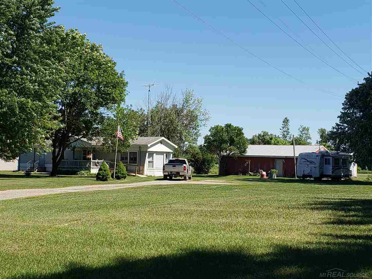 255 West Harrington Road Peck, MI 48466 - Photo 1 of 16 31344159.JPG