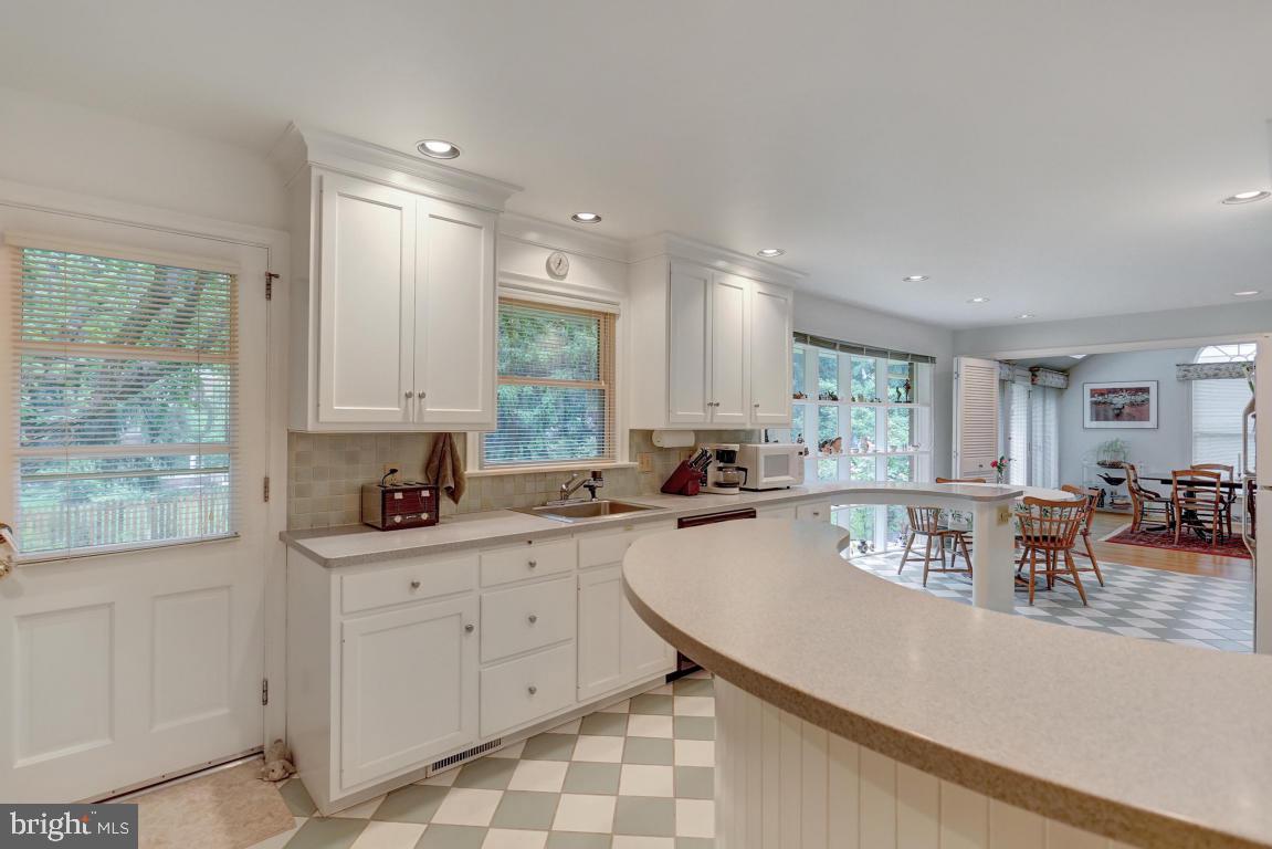 1416 Newton Road Lancaster, PA 17603 - Photo 16 of 37 Gallery Image 16