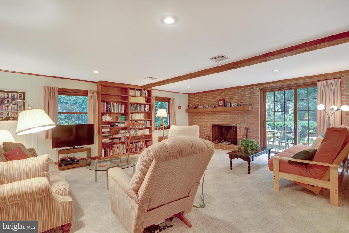 1416 Newton Road Lancaster, PA 17603 - Photo 25 of 37 Gallery Image 25