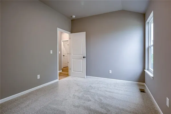 $402,408 | 18400 West 205th Terrace, Spring Hill, KS 66083