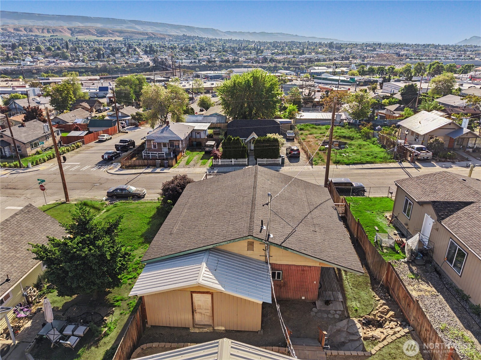 802 South Chelan Avenue Wenatchee, WA 98801 - Photo 39 of 40