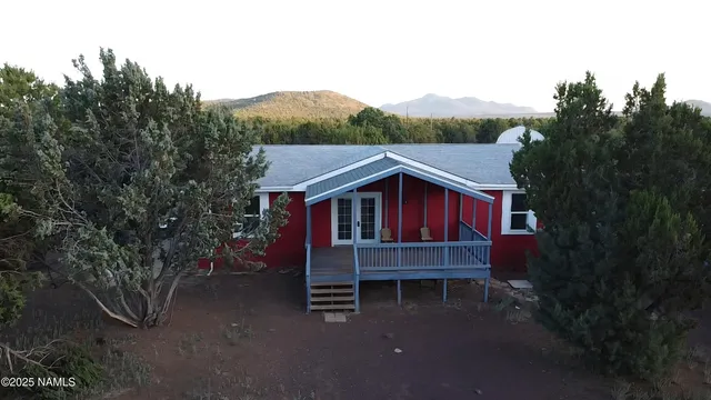 $379,000 | 424 East Greenbriar Drive, Williams, AZ 86046