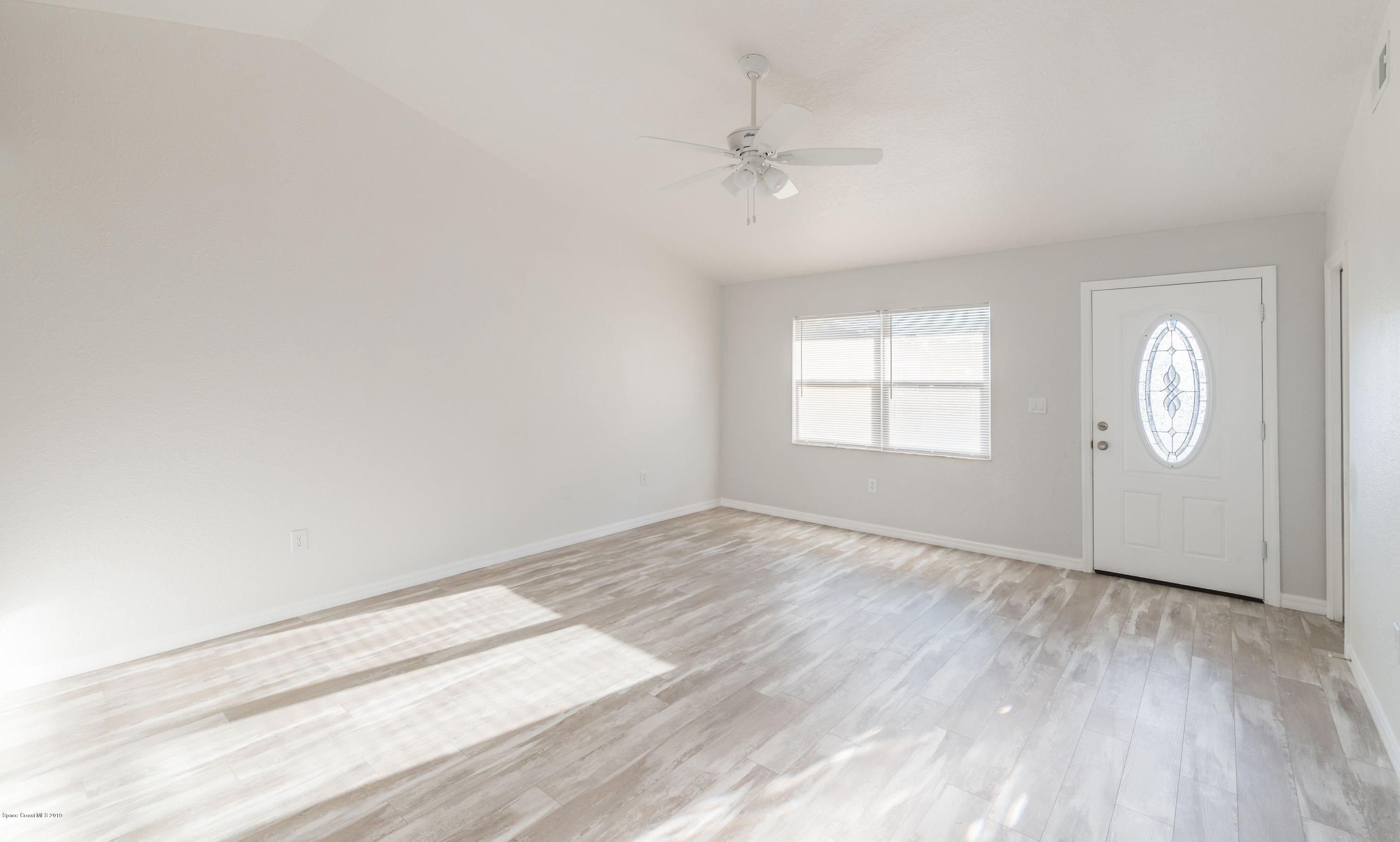 6880 Bryant Road Cocoa, FL 32927 - Photo 3 of 27 6880BryantRd(14of106)-HDR