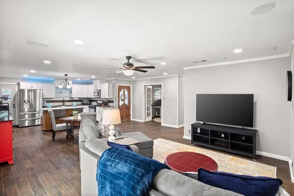 $385,000 | 201 Olive Street, Hurst, TX 76053