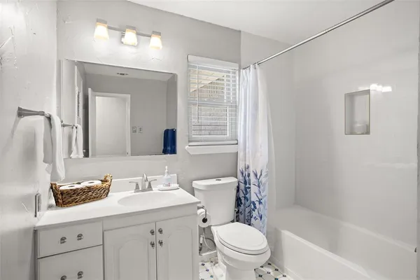 $385,000 | 201 Olive Street, Hurst, TX 76053