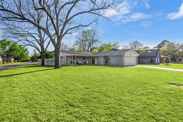 $385,000 | 201 Olive Street, Hurst, TX 76053