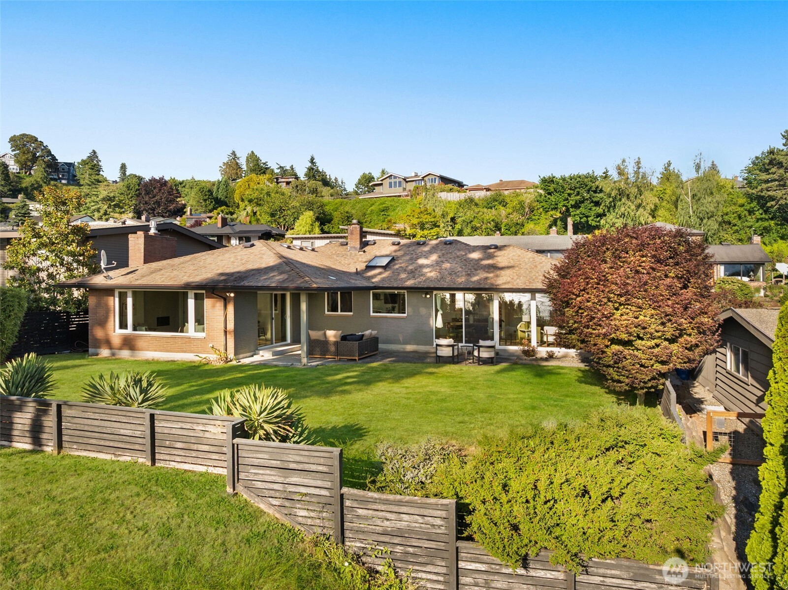 8731 Fauntlee Crest Southwest Seattle, WA 98136 - Photo 15 of 39