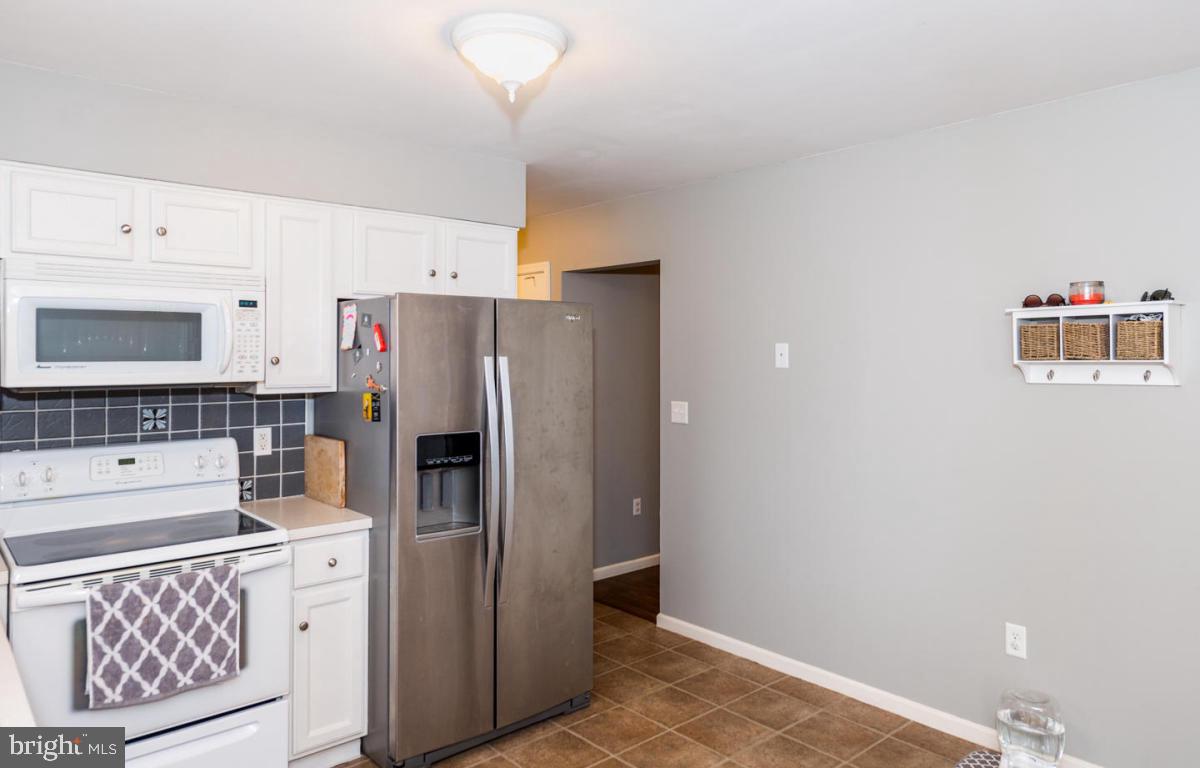 8 Hayloft Road Denver, PA 17517 - Photo 8 of 25 Gallery Image 8