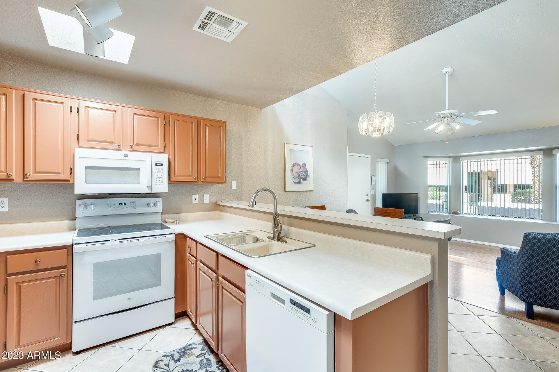 14300 West Bell Road, Unit 486 Surprise, AZ 85374 - Photo 3 of 50 13