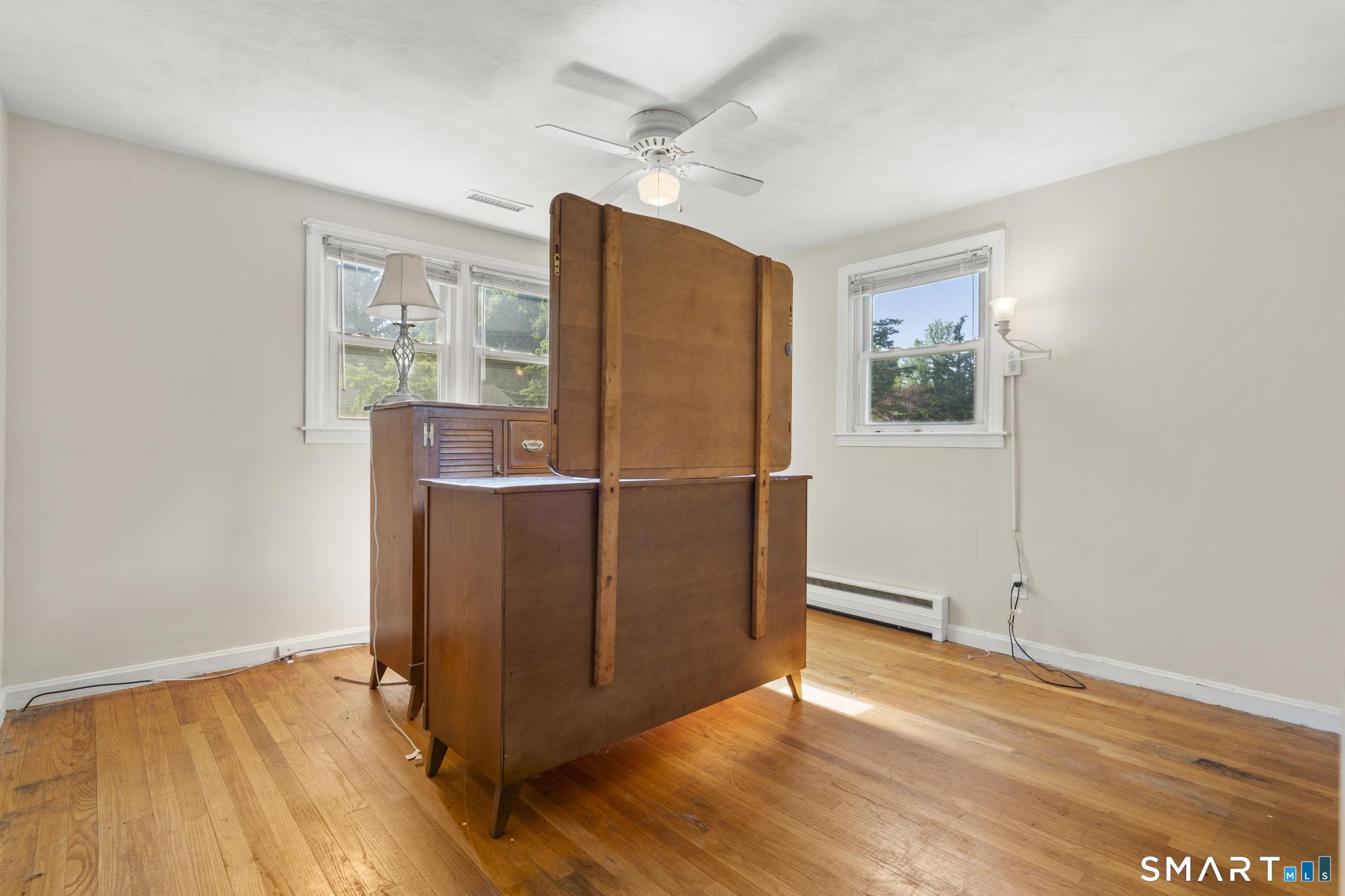 27 Allen Street Enfield, CT 06082 - Photo 22 of 32
